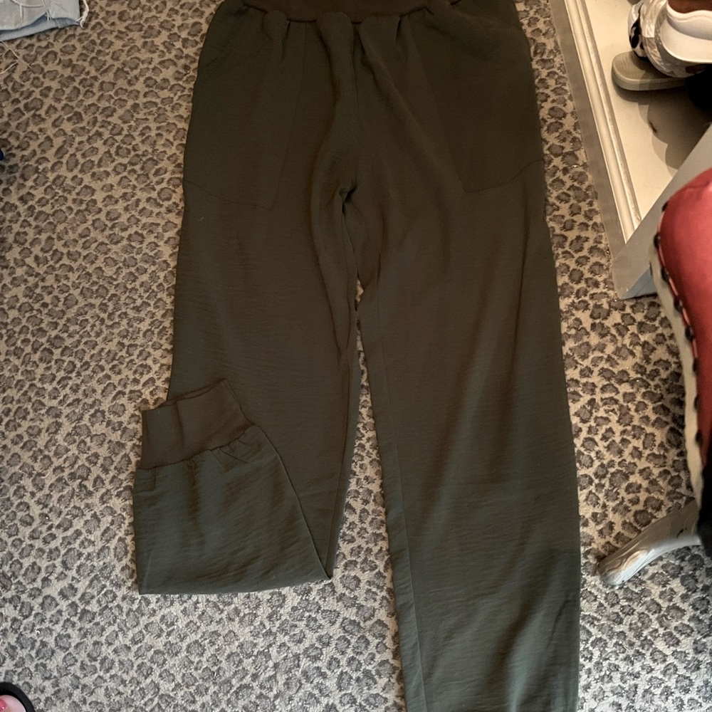 Joggers -Color/Olive